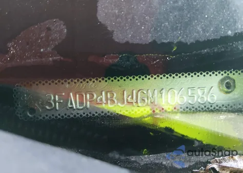 2016 Ford Fiesta Se z USA, uszkodzony, nr VIN 3FADP4BJ4GM106586